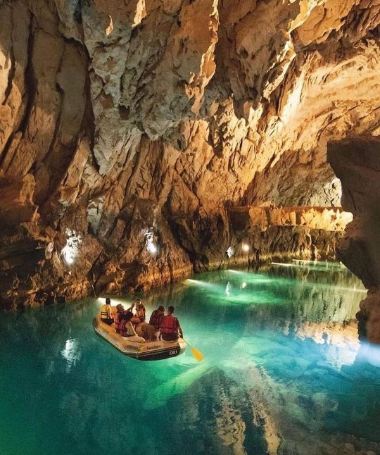 пещера алтынбешик