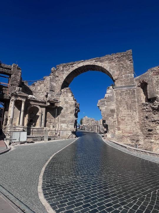 Античный Город Сиде: Храм Аполлона