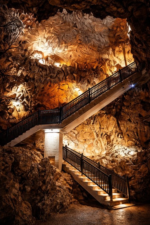 Пещера Дамлаташ