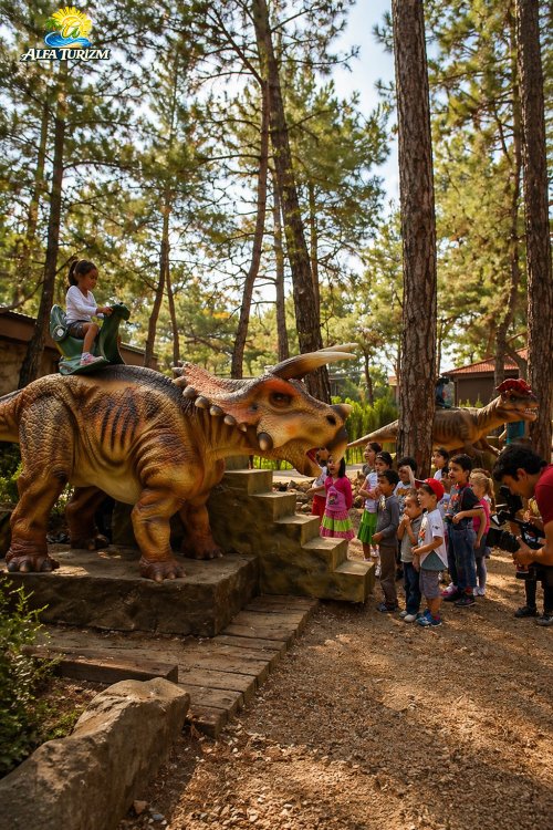 Экскурсия в Каньон Гейнюк + Динопарк Комбо