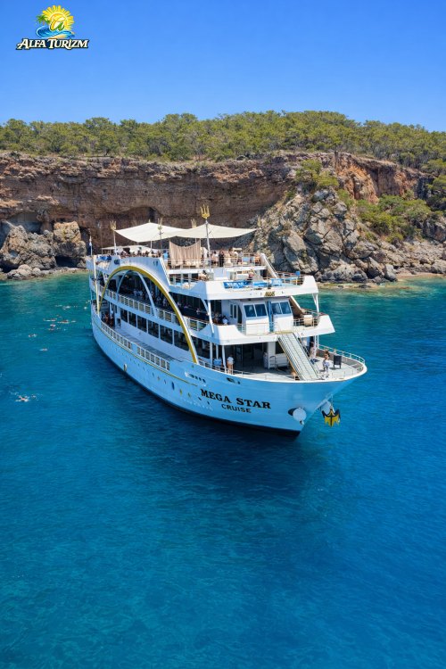 Прогулка на Корабле в Анталии