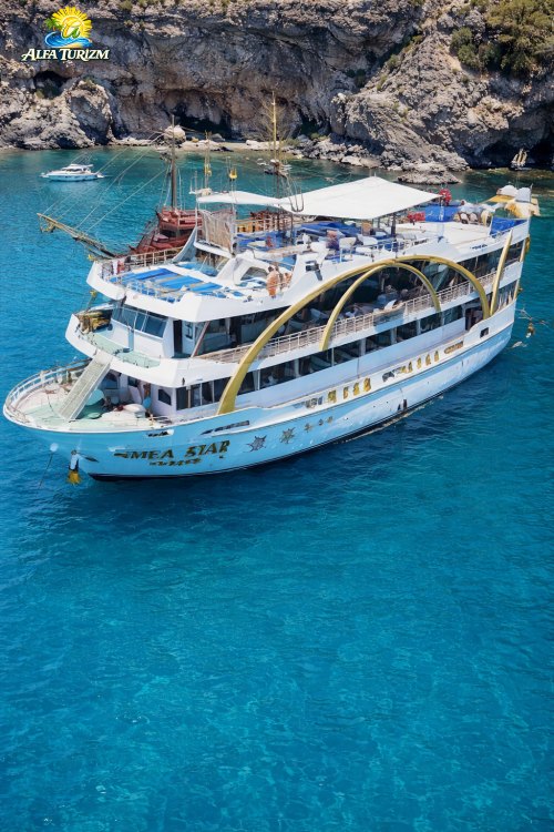 Прогулка на Корабле в Анталии