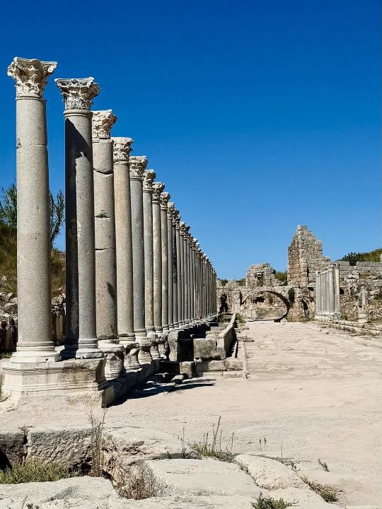 Древний город Перге