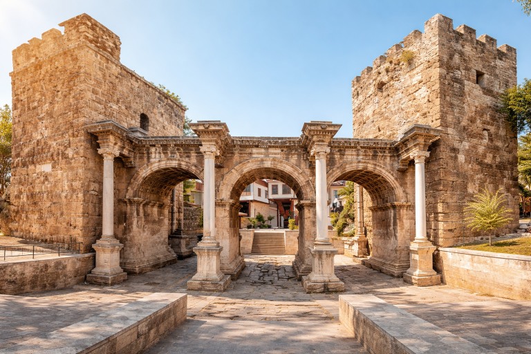 Ворота Адриана