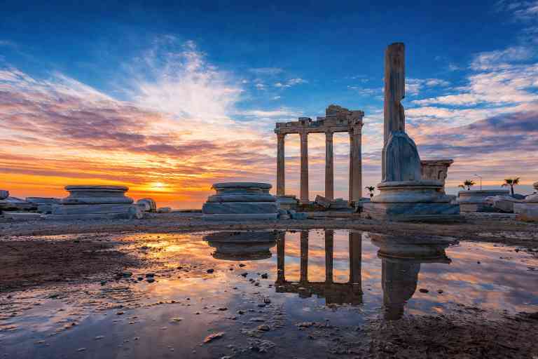 Храм Аполлона и Афины в Сиде — где находится, история и что посмотреть